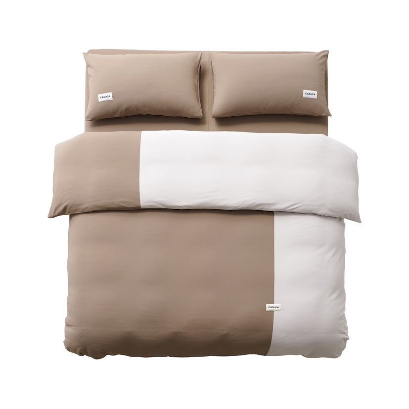 Brown Peecatboo pet-hair-resistant four-piece bedding set