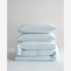 Close-up of the CASUCA cooling pet-hair-resistant four-piece bedding set